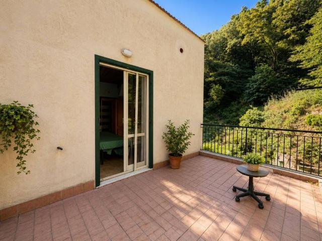 Appartamento in vendita a Erchie, Maiori