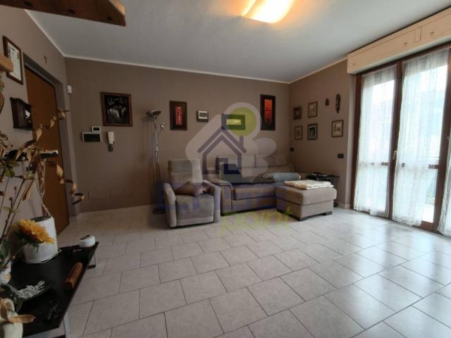 Appartamento in vendita a Mairago, Lombardia