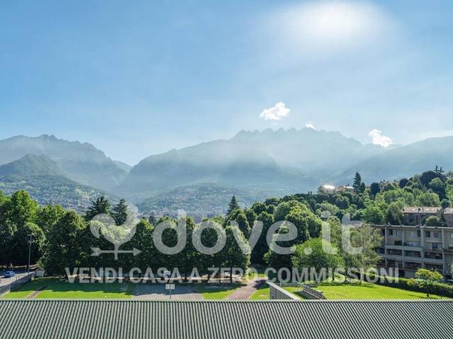 Appartamento in vendita a Malgrate, Lombardia