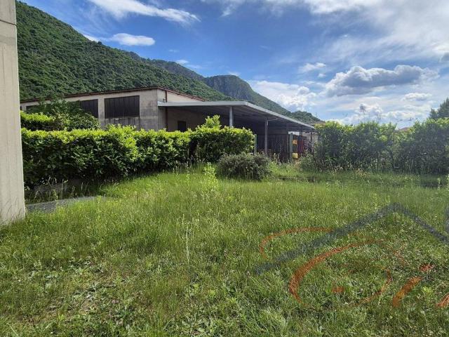 Appartamento in vendita a Malgrate, Lecco