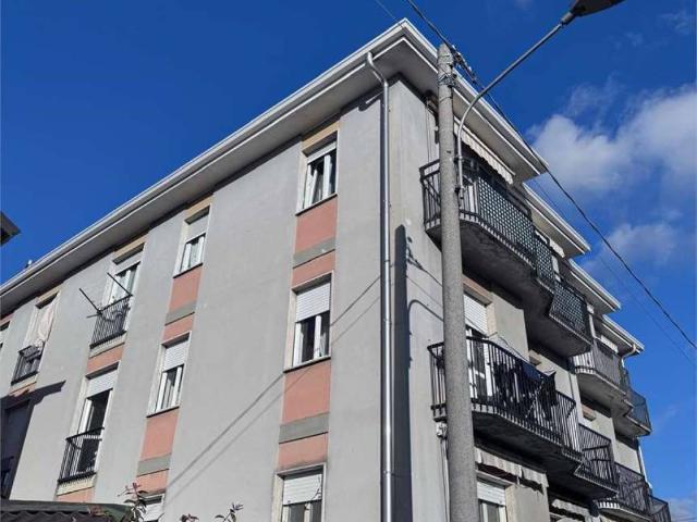 Appartamento in vendita a Malnate, Lombardia