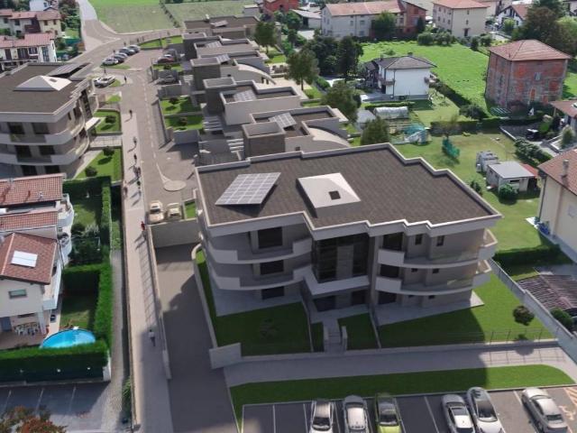 Appartamento in vendita a Malnate, Lombardia