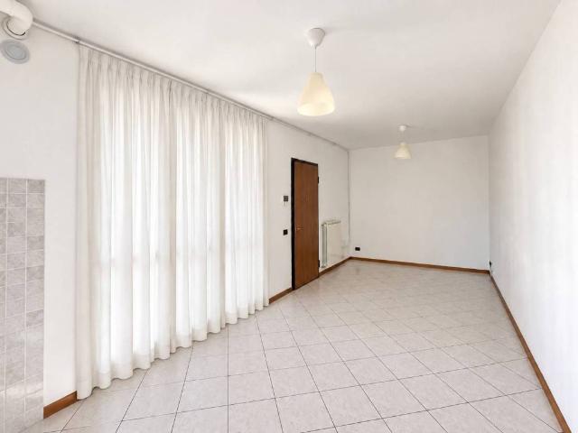 Appartamento in vendita a Rovera, Malnate