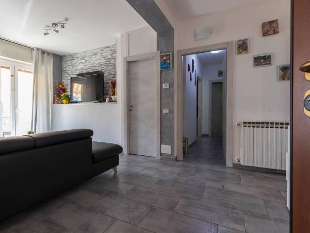 Appartamento in vendita a Gurone, Malnate