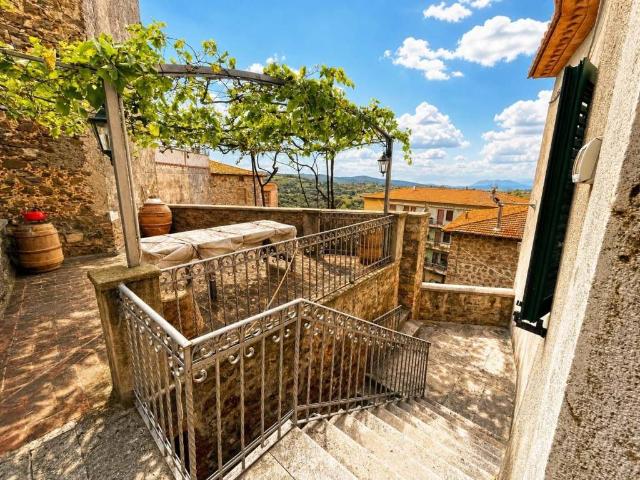 Appartamento in vendita a Unione di Comuni Montani Colline del Fiora, Manciano