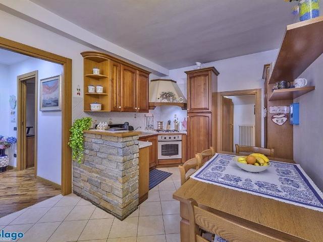 Appartamento in vendita a Mandello Del Lario, Lombardia