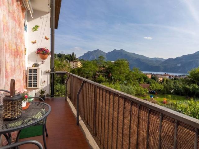 Appartamento in vendita a Mandello Del Lario, Lombardia