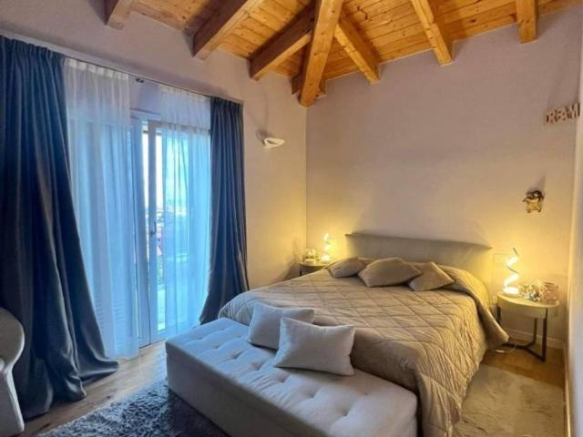 Appartamento in vendita a Gardoncino, Manerba Del Garda