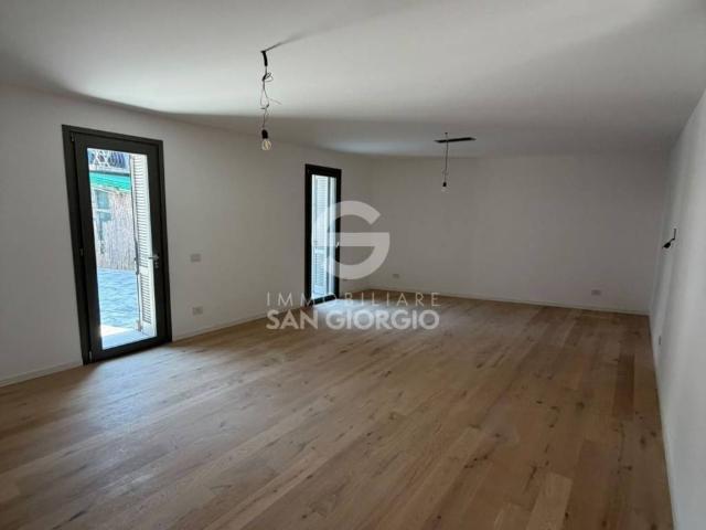 Appartamento in vendita a Montinelle, Manerba del Garda