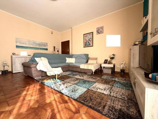 Appartamento in vendita a Manerbio, Lombardia