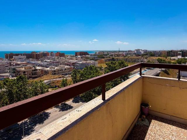 Appartamento in vendita a Siponto, Puglia