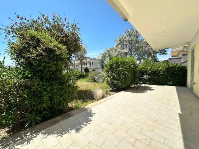 Appartamento in vendita a Siponto, Puglia