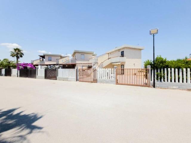 Appartamento in vendita a Ippocampo, Puglia