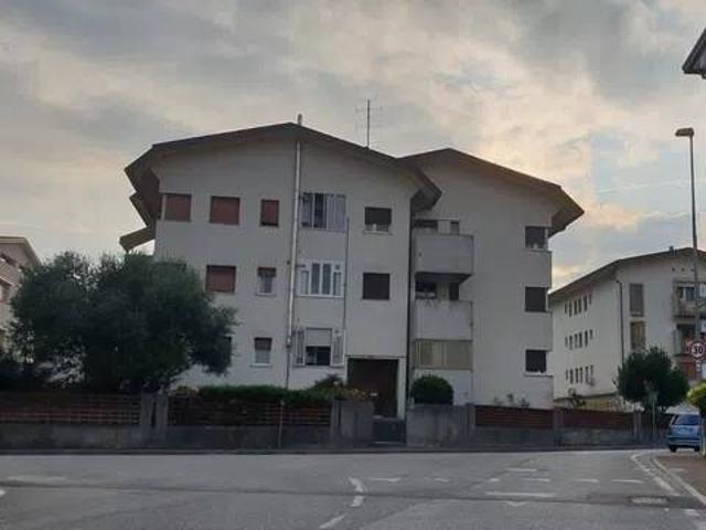 Appartamento in vendita a Maniago, Friuli-Venezia Giulia