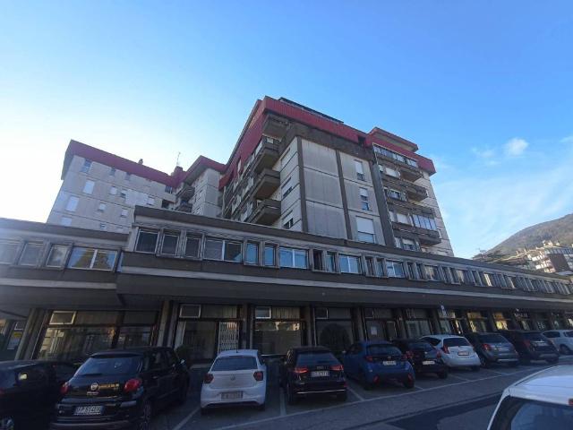 Appartamento in vendita a Maniago, Friuli-Venezia Giulia