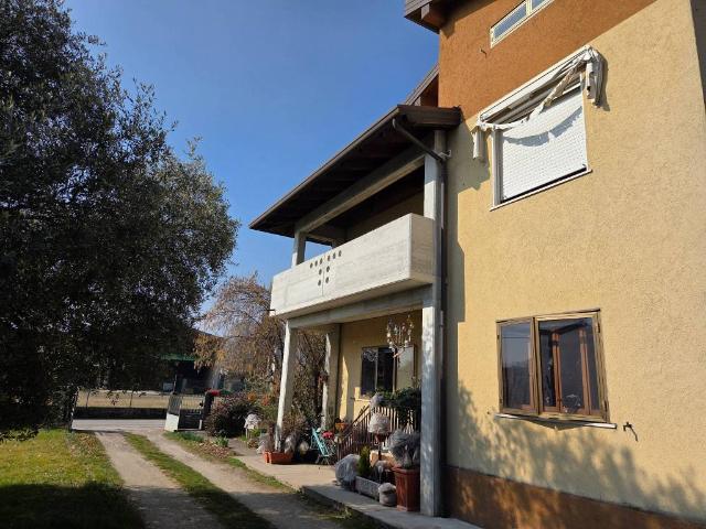 Appartamento in vendita a Maniago, Friuli-Venezia Giulia