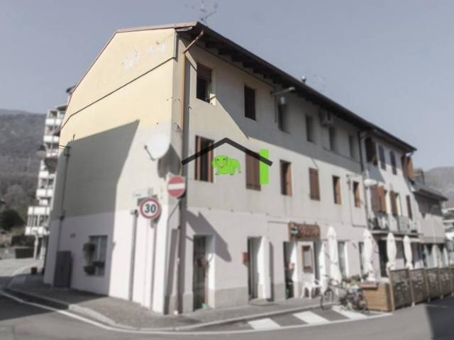 Appartamento in vendita a Maniago, Friuli-Venezia Giulia
