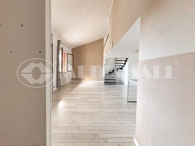 Appartamento in vendita a Maniago, Friuli-Venezia Giulia