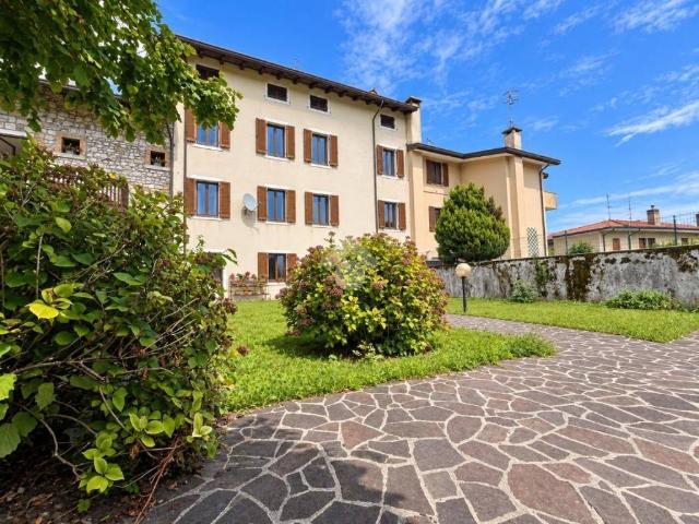 Appartamento in vendita a Maniago, Friuli-Venezia Giulia