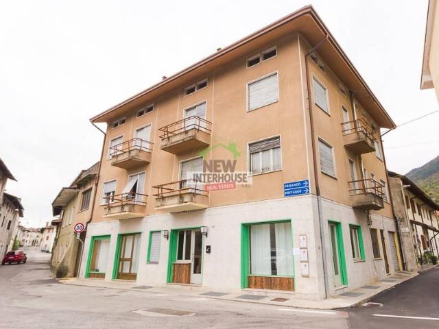 Appartamento in vendita a Maniago, Friuli-Venezia Giulia