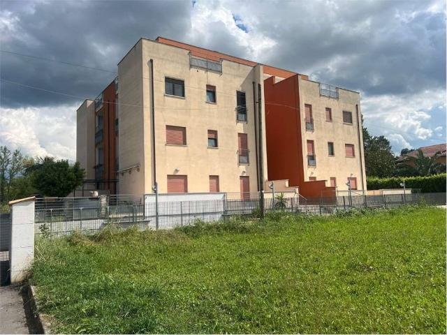 Appartamento in vendita a Manoppello Scalo, Manoppello