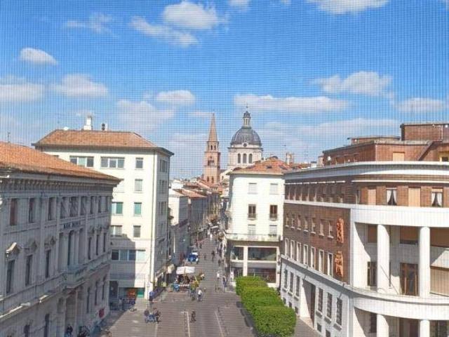 Appartamento in vendita a Fiera-Catena, Mantova