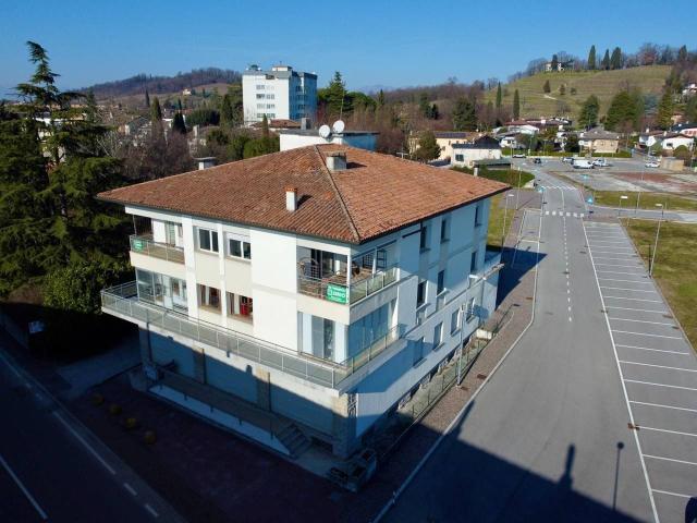 Appartamento in vendita a Manzano, Friuli-Venezia Giulia