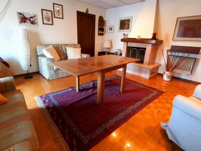 Appartamento in vendita a Manzano, Friuli-Venezia Giulia
