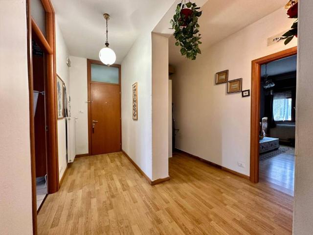 Appartamento in vendita a Manzano, Friuli-Venezia Giulia
