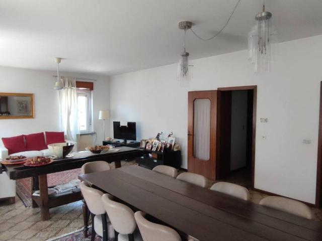 Appartamento in vendita a Manzano, Friuli-Venezia Giulia
