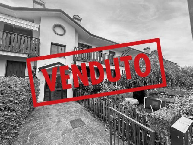 Appartamento in vendita a Manzano, Friuli-Venezia Giulia