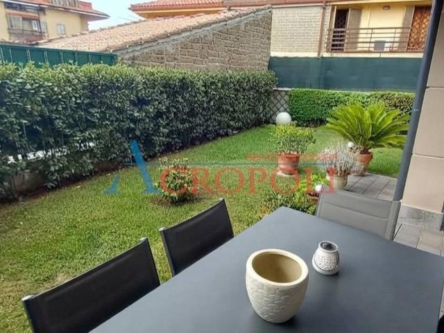 Appartamento in vendita a Quadroni, Manziana
