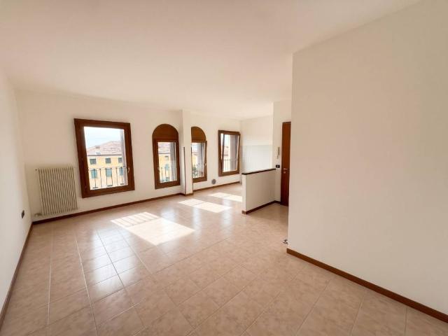 Appartamento in vendita a Marano Vicentino, Vicenza