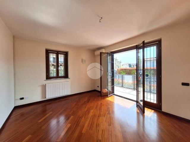 Appartamento in vendita a Marcallo, Marcallo Con Casone