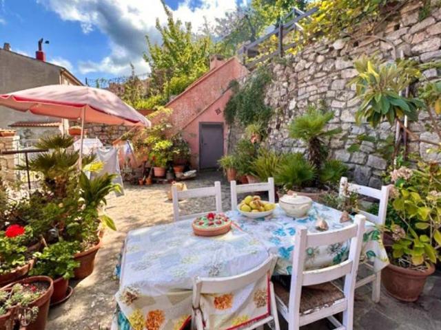 Appartamento in vendita a Marciana, Toscana