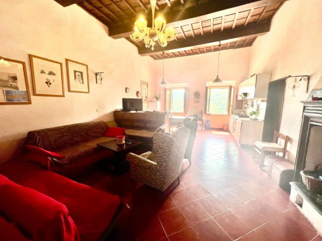 Appartamento in vendita a Marciana, Toscana