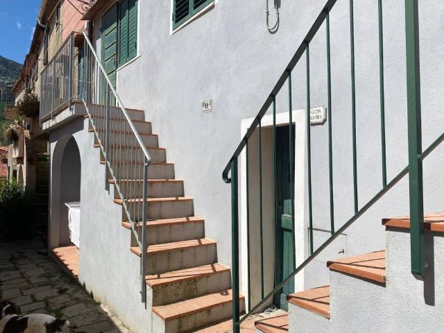 Appartamento in vendita a Marciana, Toscana