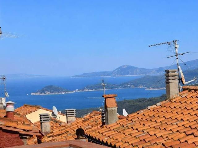 Appartamento in vendita a Il Tasso, Marciana