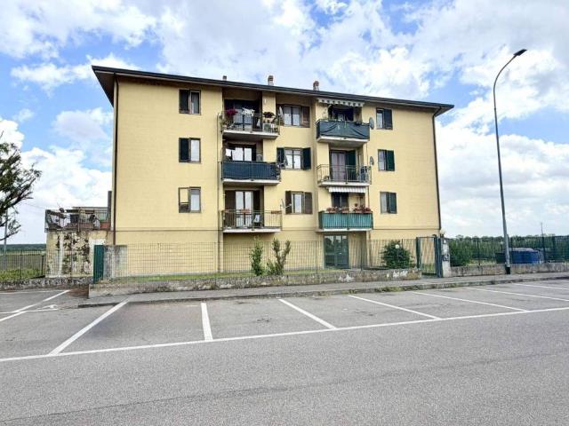 Appartamento in vendita a Marcignago, Lombardia
