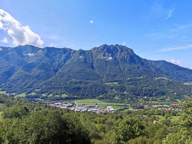 Appartamento in vendita a Margno, Lombardia