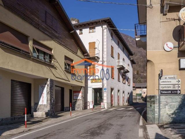Appartamento in vendita a Margno, Lombardia