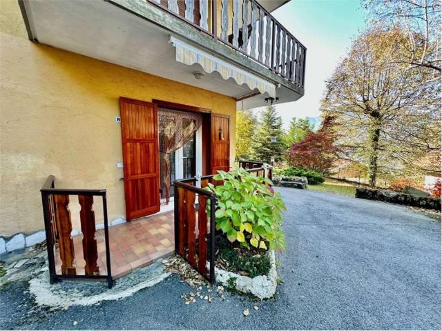Appartamento in vendita a Margno, Lombardia