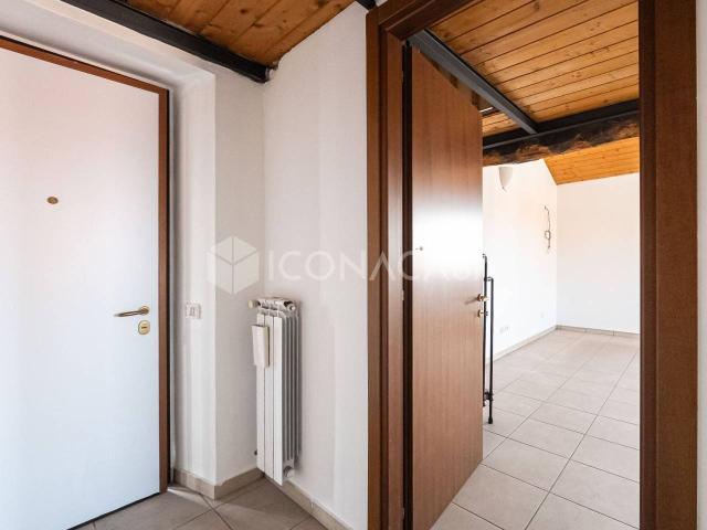 Appartamento in vendita a Mariano Comense, Lombardia