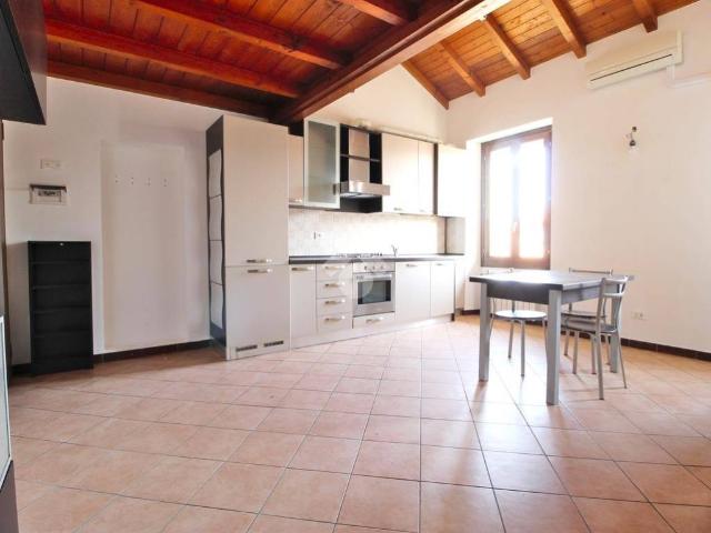 Appartamento in vendita a Mariano Comense, Lombardia