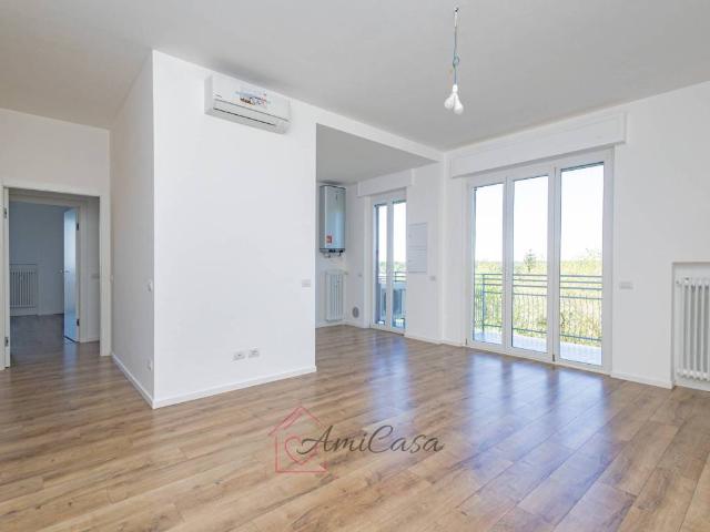 Appartamento in vendita a Mariano Comense, Como