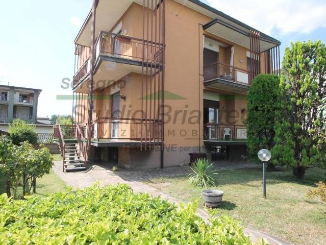 Villa Indipendente in vendita a Mariano Comense, Como
