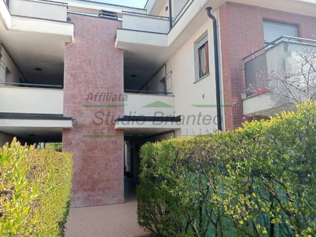 Appartamento in vendita a Mariano Comense, Lombardia