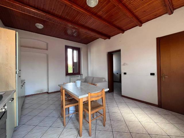 Appartamento in vendita a Mariano Comense, Lombardia