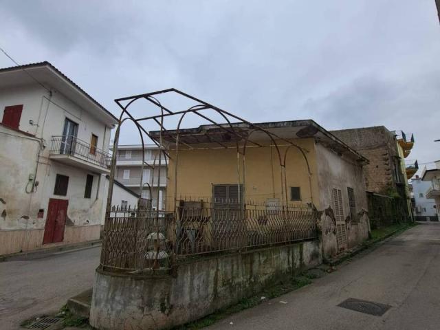 Appartamento in vendita a Marigliano, Campania