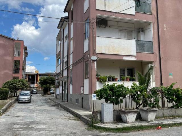 Appartamento in vendita a Calabria, Reggio Calabria